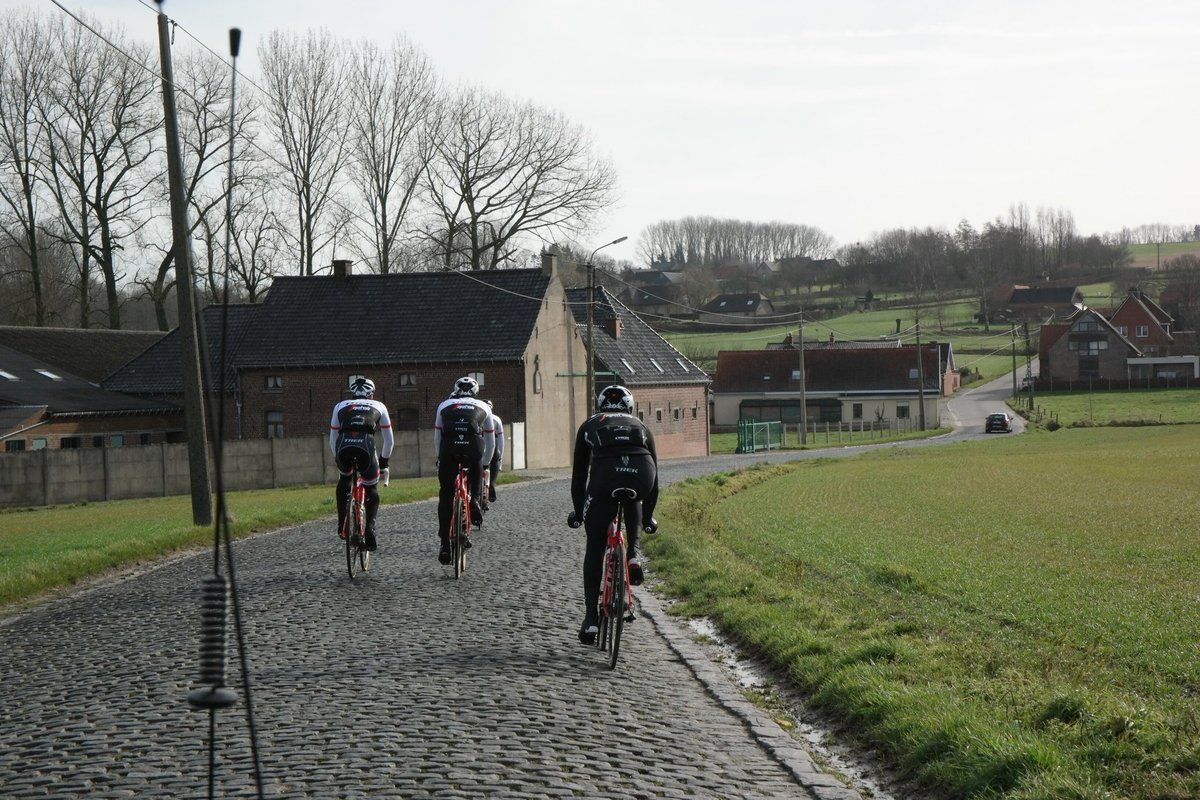 The Trek-Segafredo riders on the Kaperij sector of cobblestones