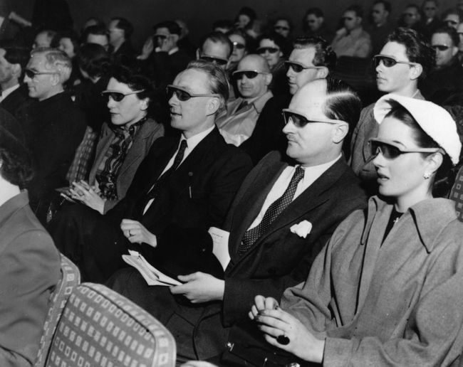 3D movie watchers