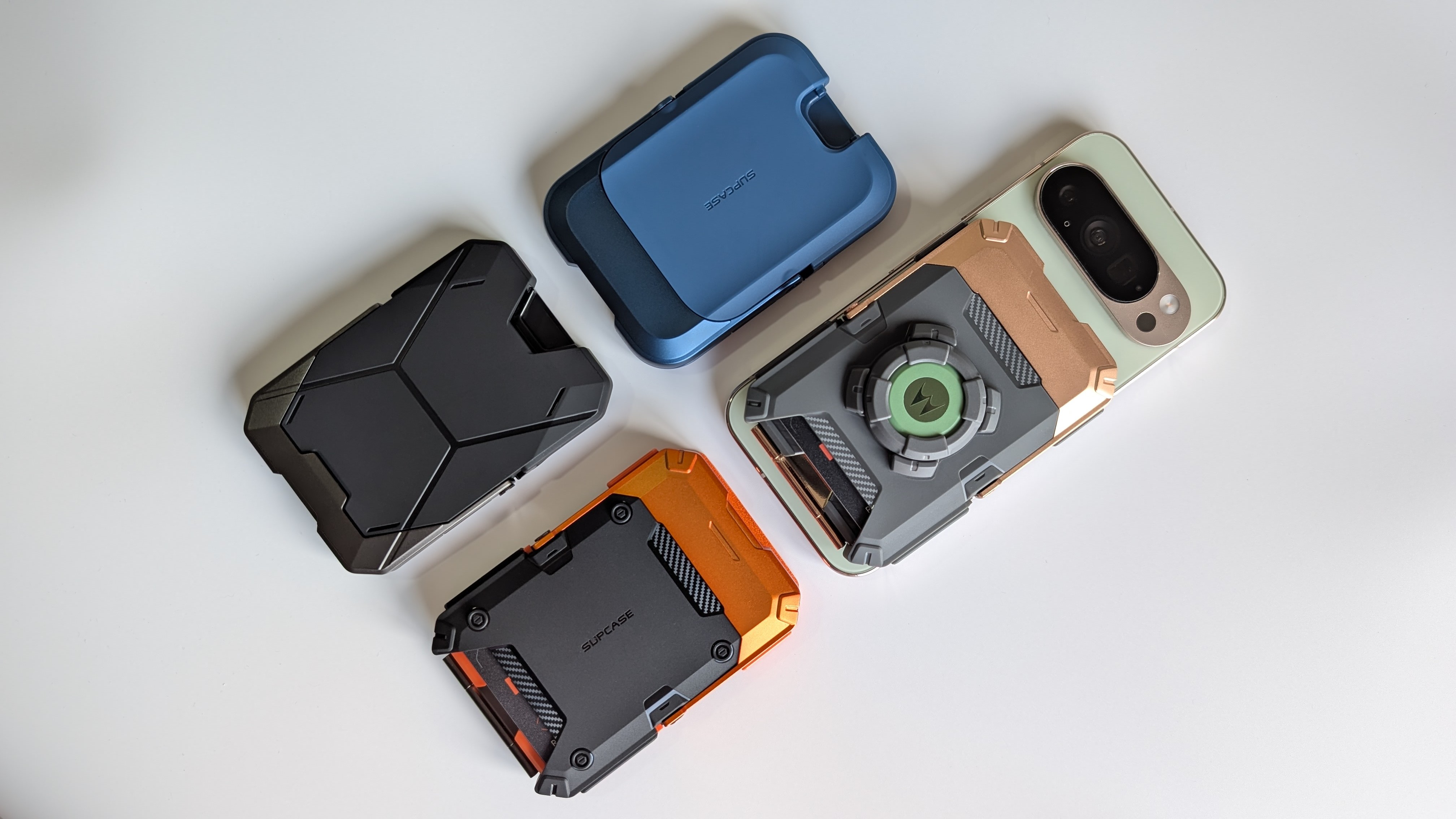 i-Blason and SUPCASE MagSafe wallets