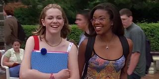 Laris Oleynik and Gabrielle Union in 10 Things I Hate About You