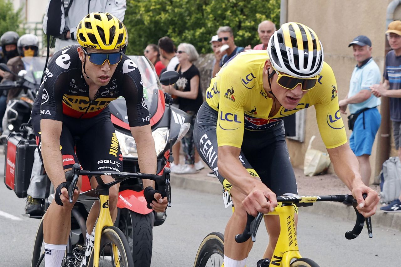 Tour de France 2021 - 108th Edition - 7th stage Vierzon - Le Creusot 249,1 km - 02/07/2021 - Mathieu Van Der Poel (NED - Alpecin-Fenix) - Wout Van Aert (BEL - Jumbo - Visma) - photo Jan De Meuleneir/PN/BettiniPhoto&Acirc;&copy;2021