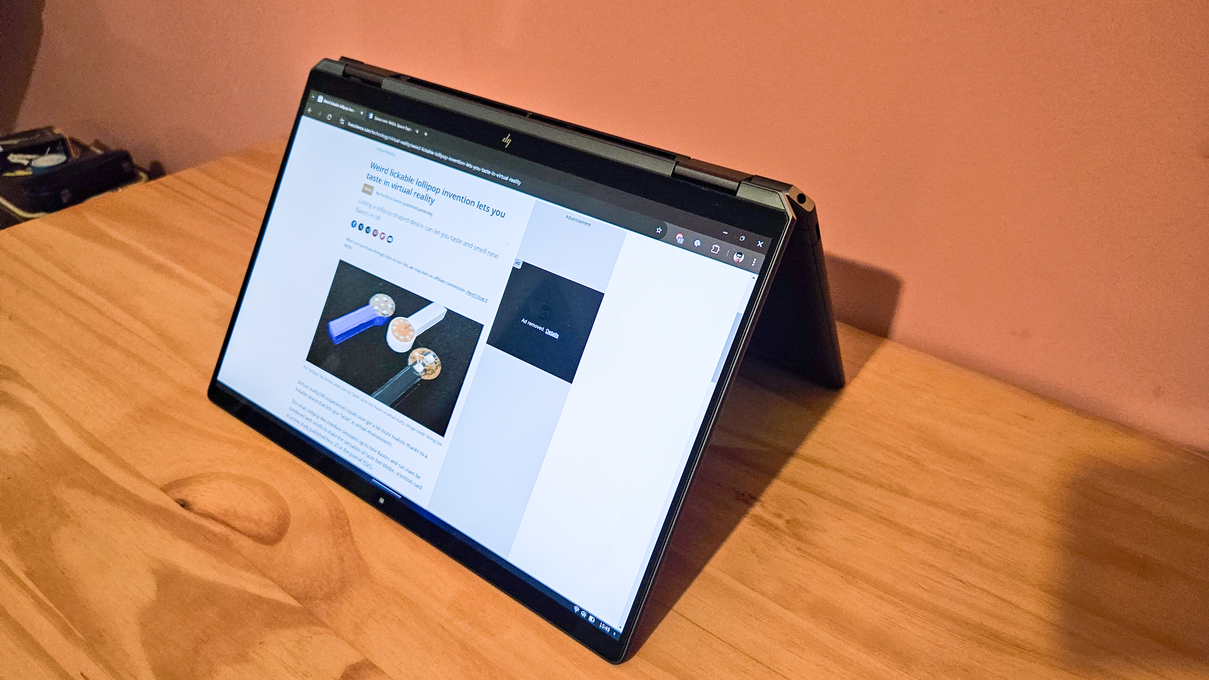 Image of the laptop HP Spectre x360 14 (folded display)