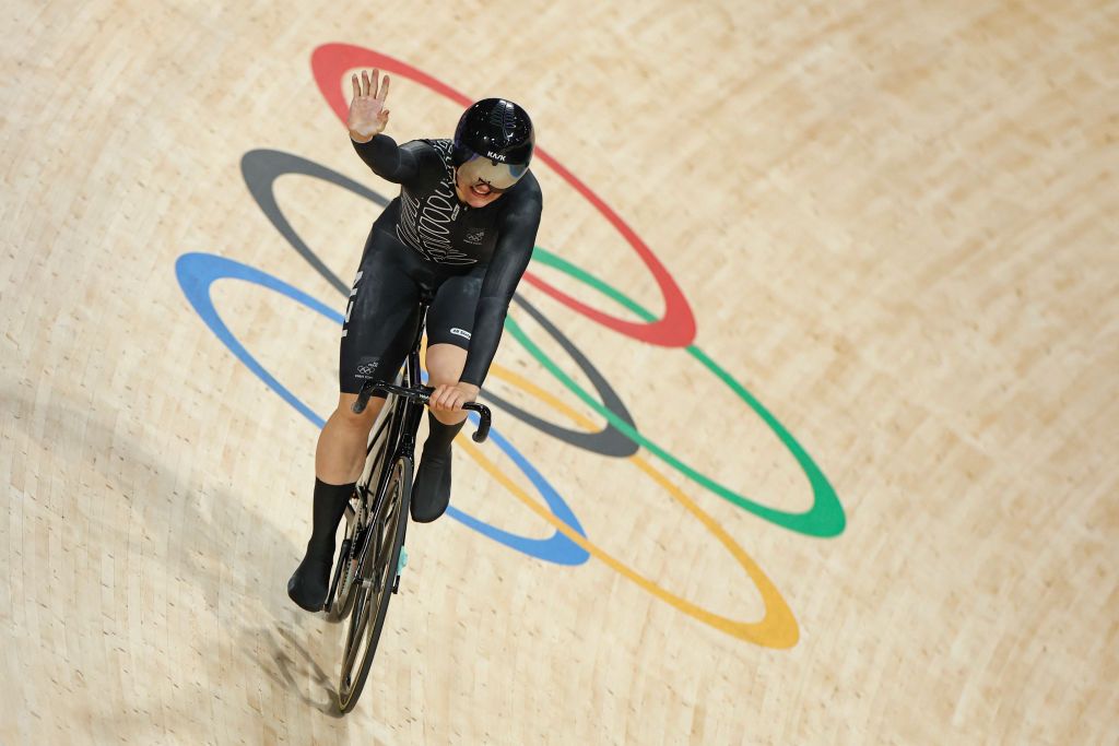 New Zealand's Ellesse Andrews celebrates winning the women's track cycling sprint final race 2 for gold of the Paris 2024 Olympic Games at the Saint-Quentin-en-Yvelines National Velodrome in Montigny-le-Bretonneux, south-west of Paris, on August 11, 2024. (Photo by Thomas SAMSON / AFP)