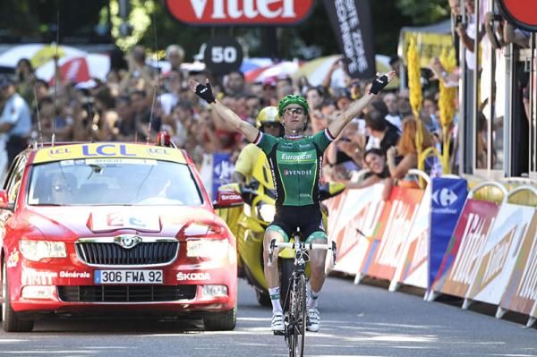 A victorious Thomas Voeckler (Europcar)