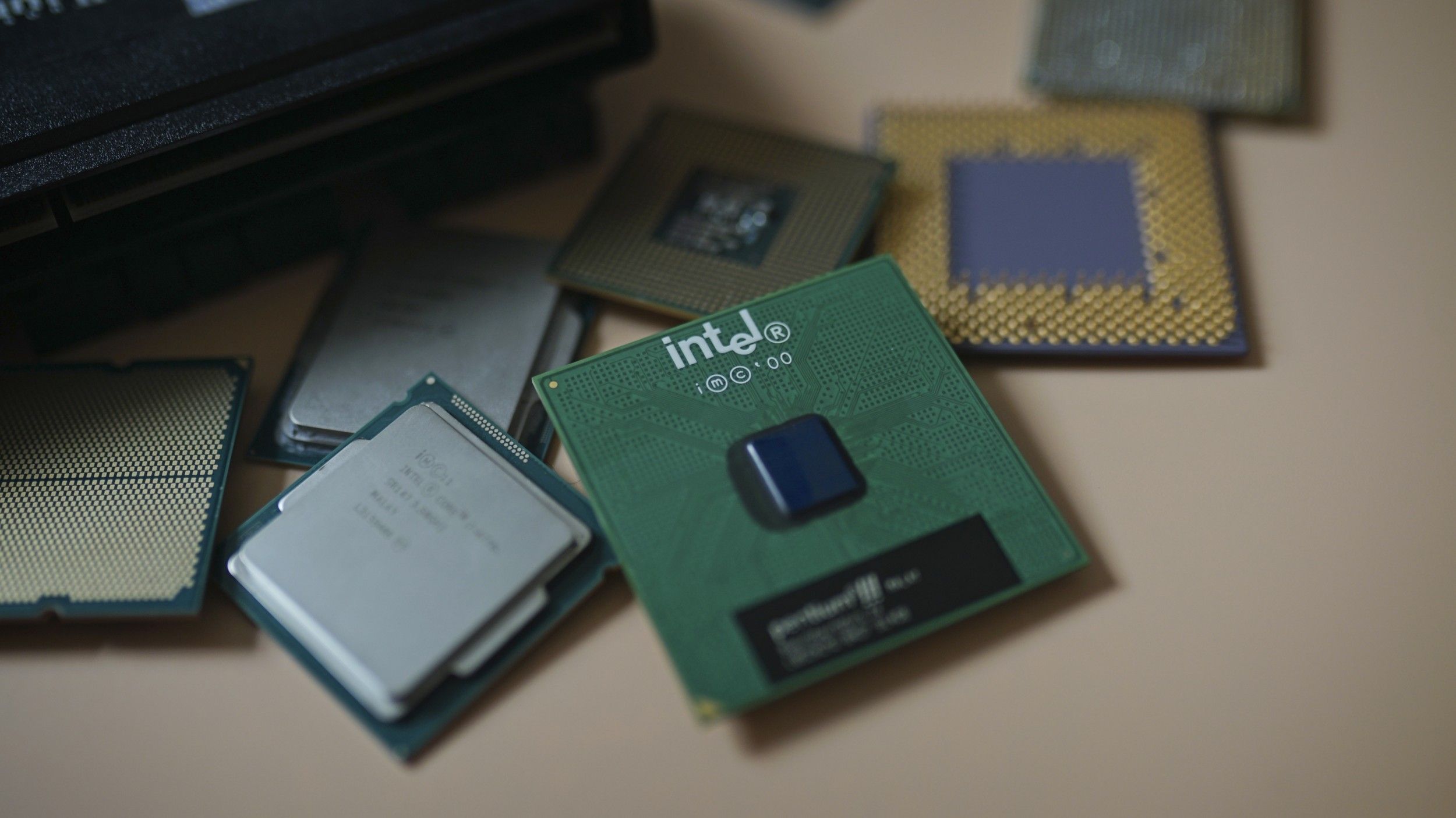 tomshardware.com - Jake Roach - Intel says it will launch new core with Nova Lake on desktop first, not in data center - VP Robert Hallock hopes enthusiasts &lsquo;do the math' compared to AMD