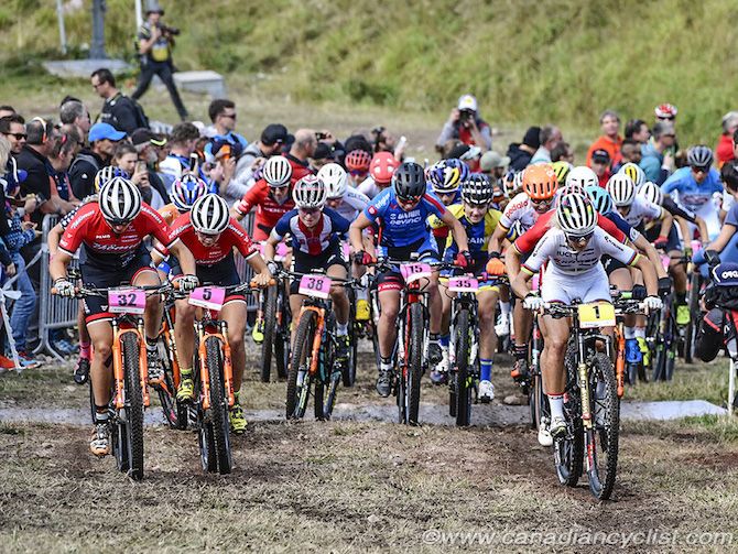 Jolanda Neff (Kross Racing Team) jumps to the front at the start of the women's race