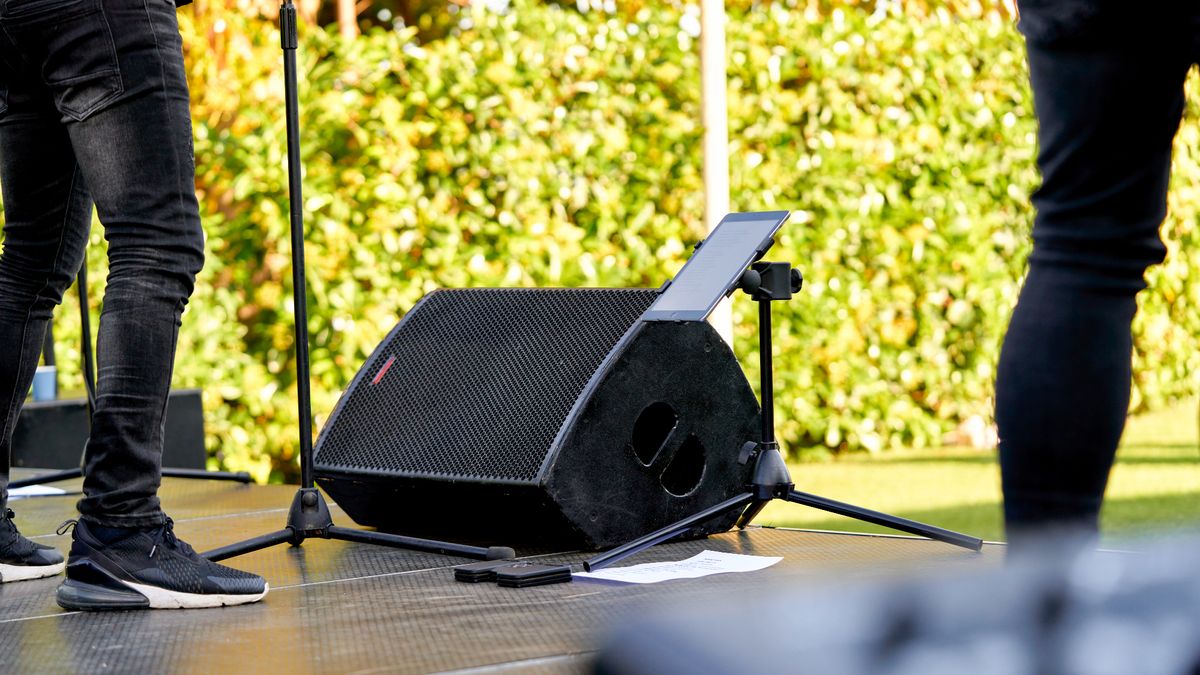 What's the difference between an active and passive PA speaker? MusicRadar