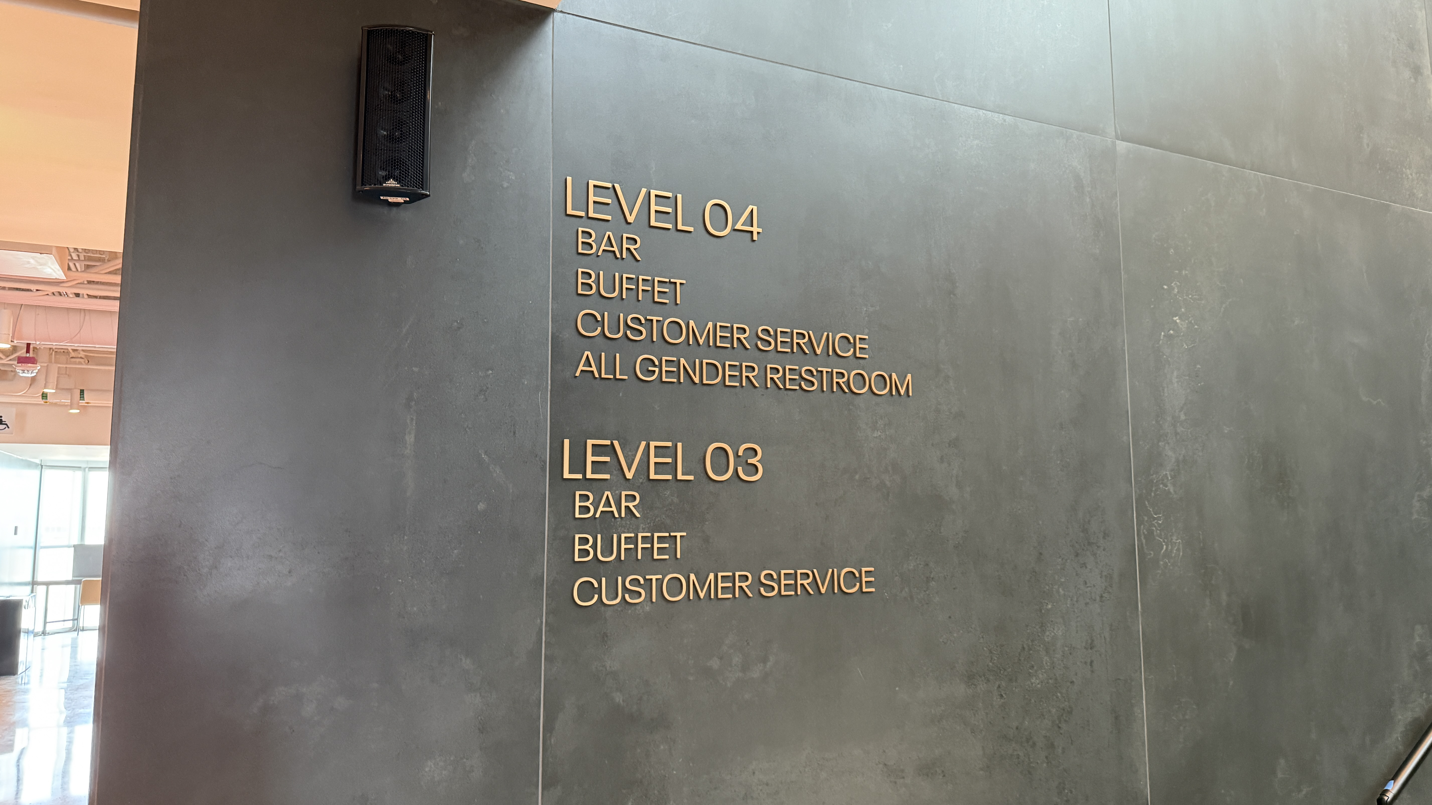 The new United Club at Denver International Airport Terminal B, near Gate 32.