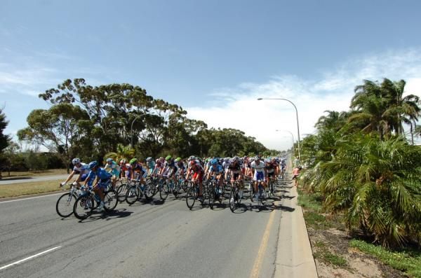 The peloton struggled on the hot traverse from Prospect to Clare. Many riders cite fatigue as the reason there was a mass crash at the finish.
