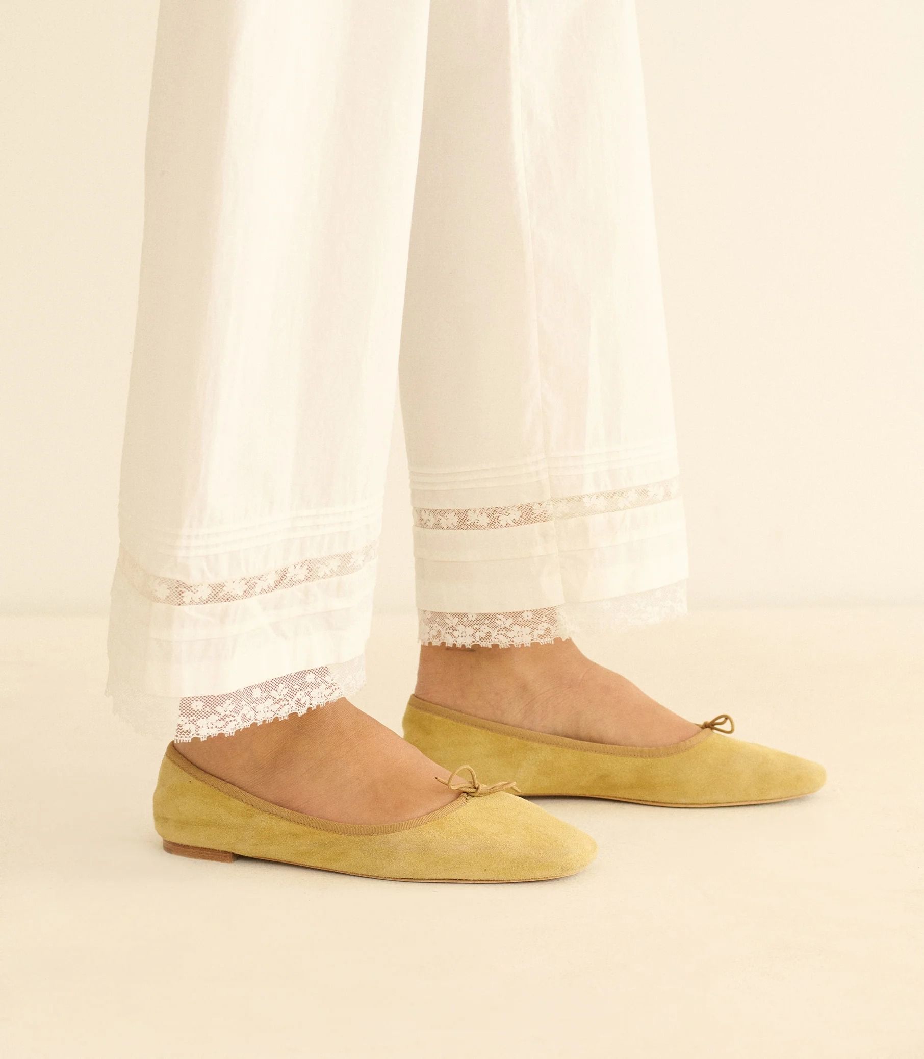 Pillar Mary Jane -- Trench Suede