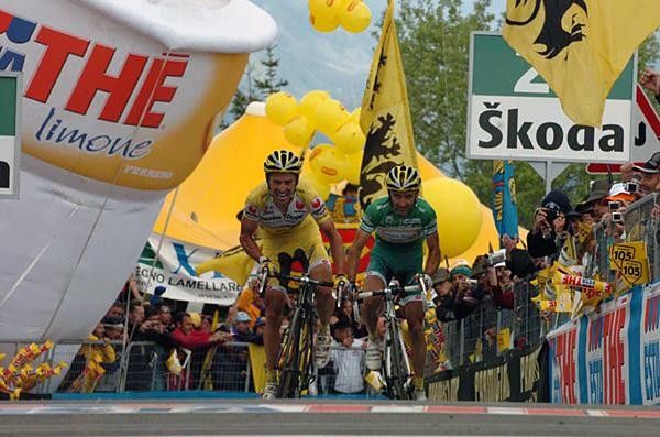 Simoni and Piepoli do it. A Saunier one-two on Zoncolan.