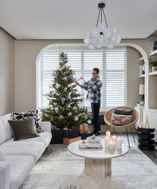 Designer Justin Coakley's neutrally decorated home stylishly dressed for Christmas