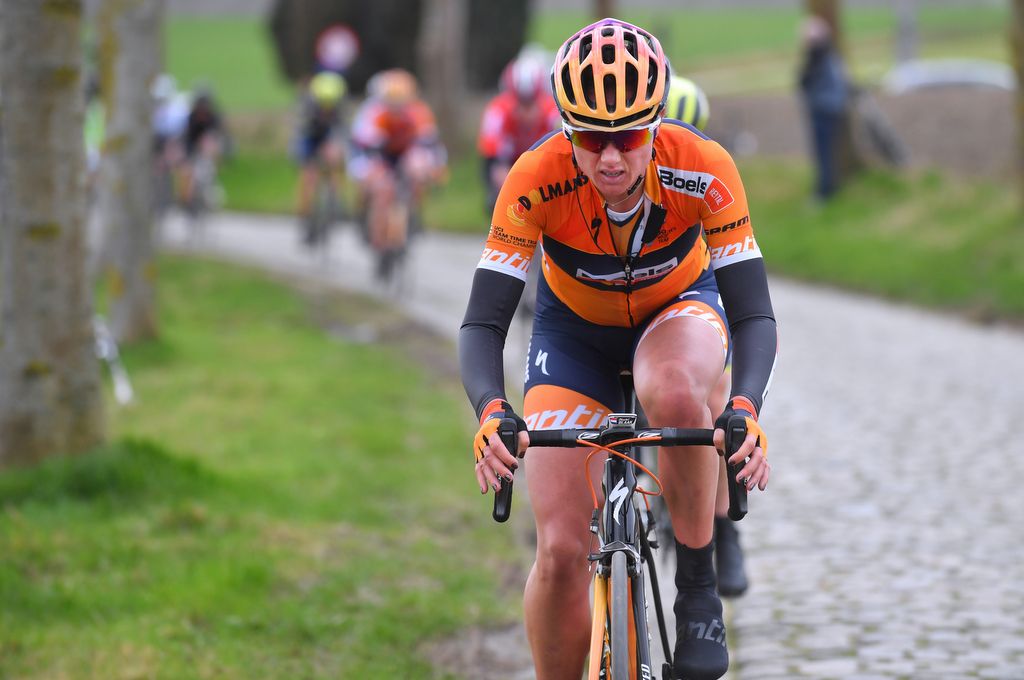 Chantal Blaak (Boels Dolmans) is the defending champion