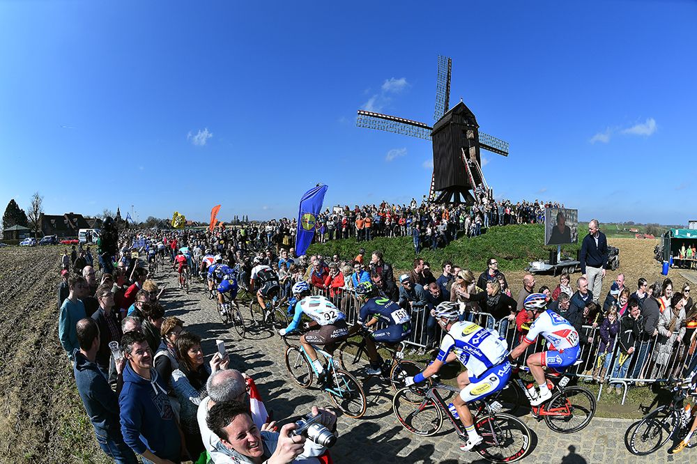 Blue skies at the Tour of Flanders in 2016