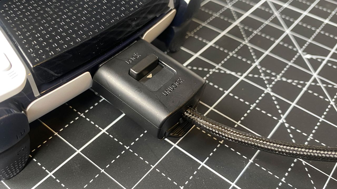 Sony DualSense Edge