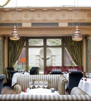 Le Restaurant at L Hotel, 13 rue des Beaux-Arts