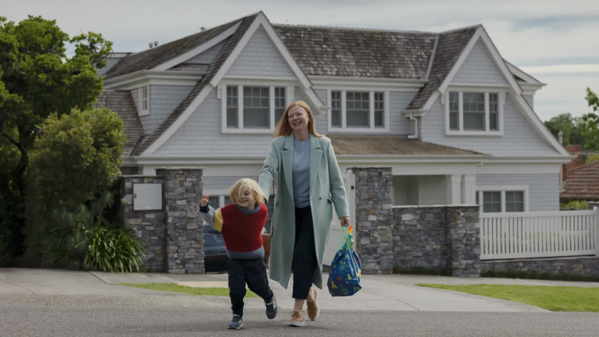 Milo (Duke McCloud) walking with Marissa Irvine (Sarah Snook) in All Her Fault