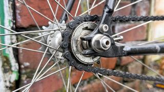 A photo of a bicycle single speed rear gear