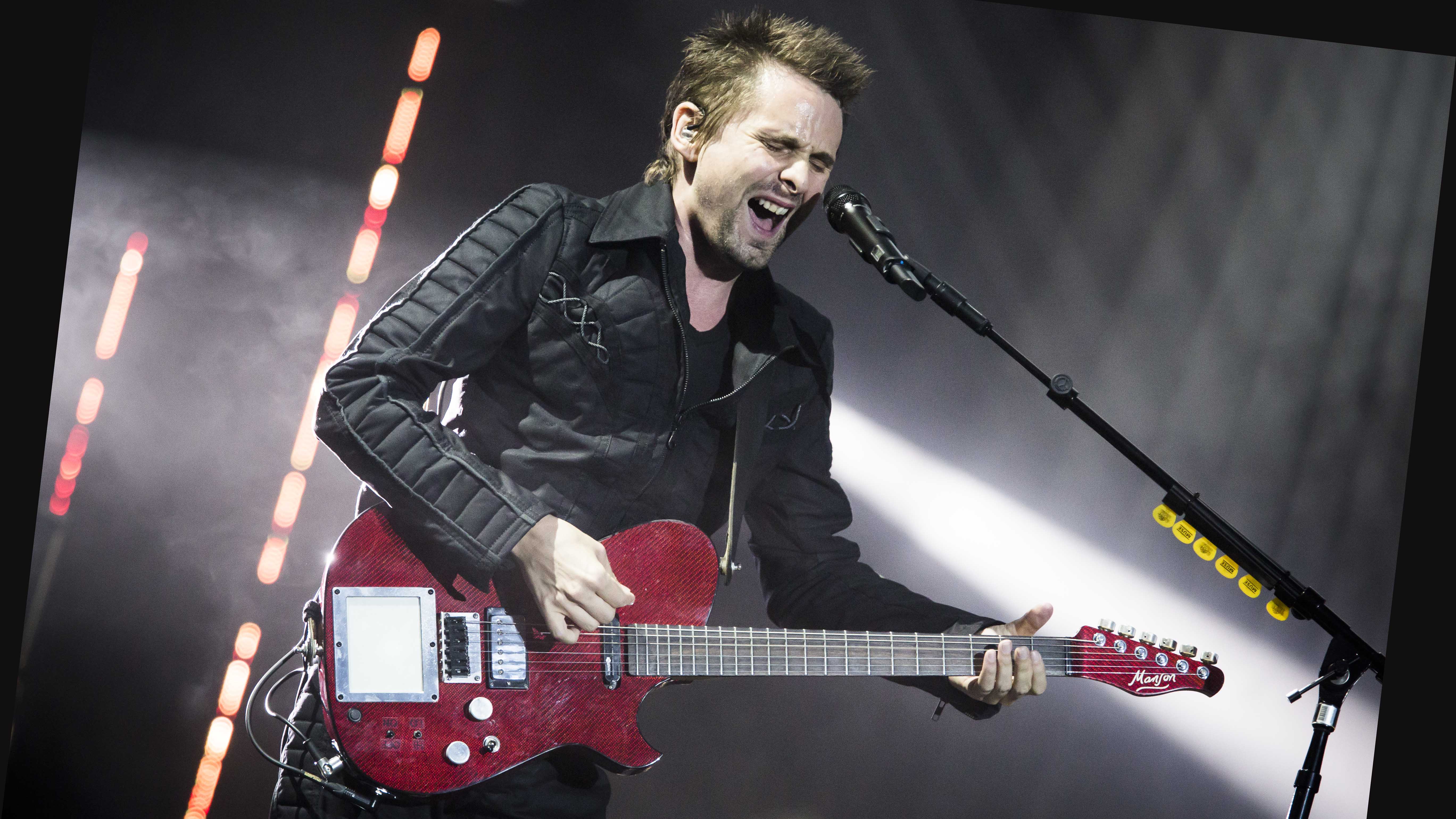 Kiezelsteen Zakenman financiën Muse's Matt Bellamy hints at lower-cost, more diverse and advanced Manson  Guitar Works models | Guitar World