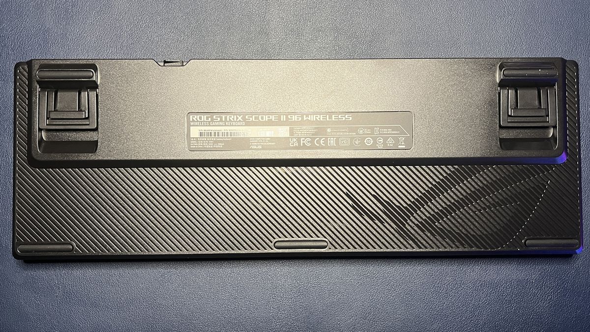 Asus ROG STRIX Scope II 96