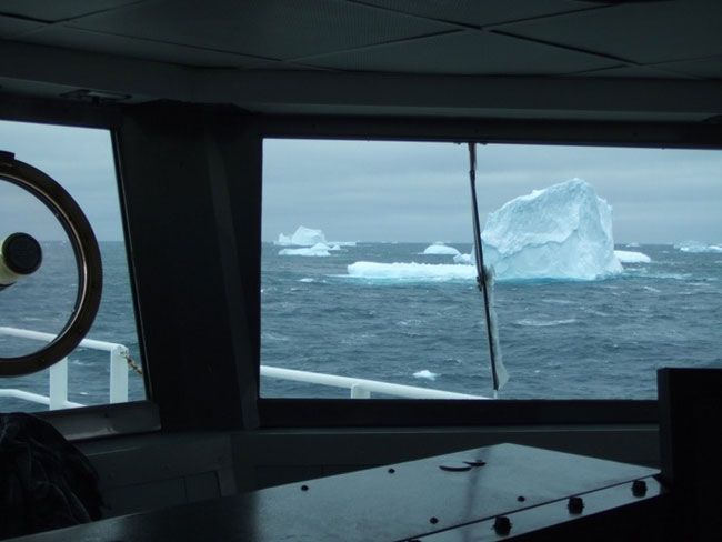 For Better or Worse, Modern Ocean Explorers Stay Connected | Live Science