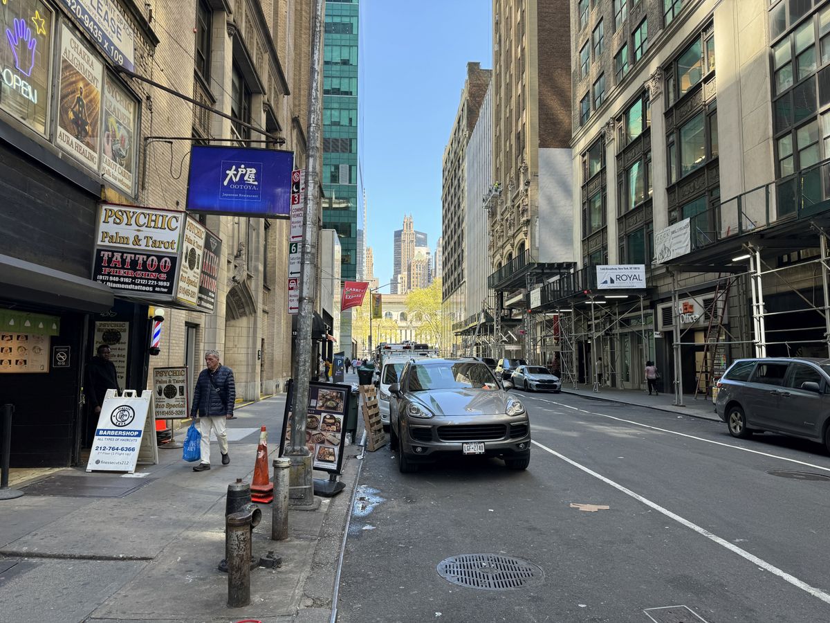 Apple iPhone 15 Pro Max dynamic range sample.