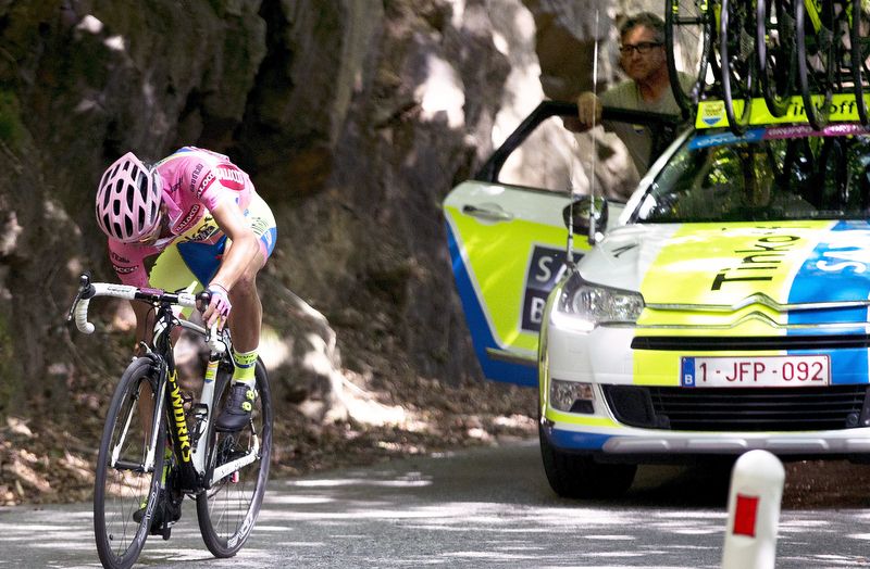 A brief mechanical didn't stop Alberto Contador for very long
