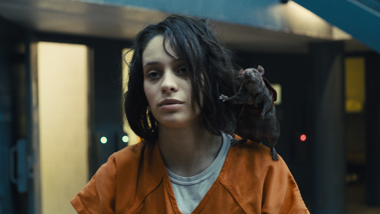 Daniela Melchior in The Suicide Squad with rat standing on her shoulder