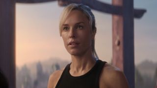 Sonya in Raiden's temple in MK II