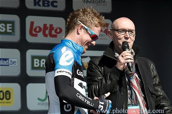 Tyler Farrar is interviewed at the start of Dwars door Vlaanderen
