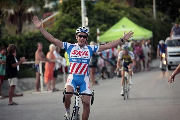 Kenny Van Hummel (Skil-Shimano) wins the Jan Thiel Criterium in Cura&ccedil;ao.