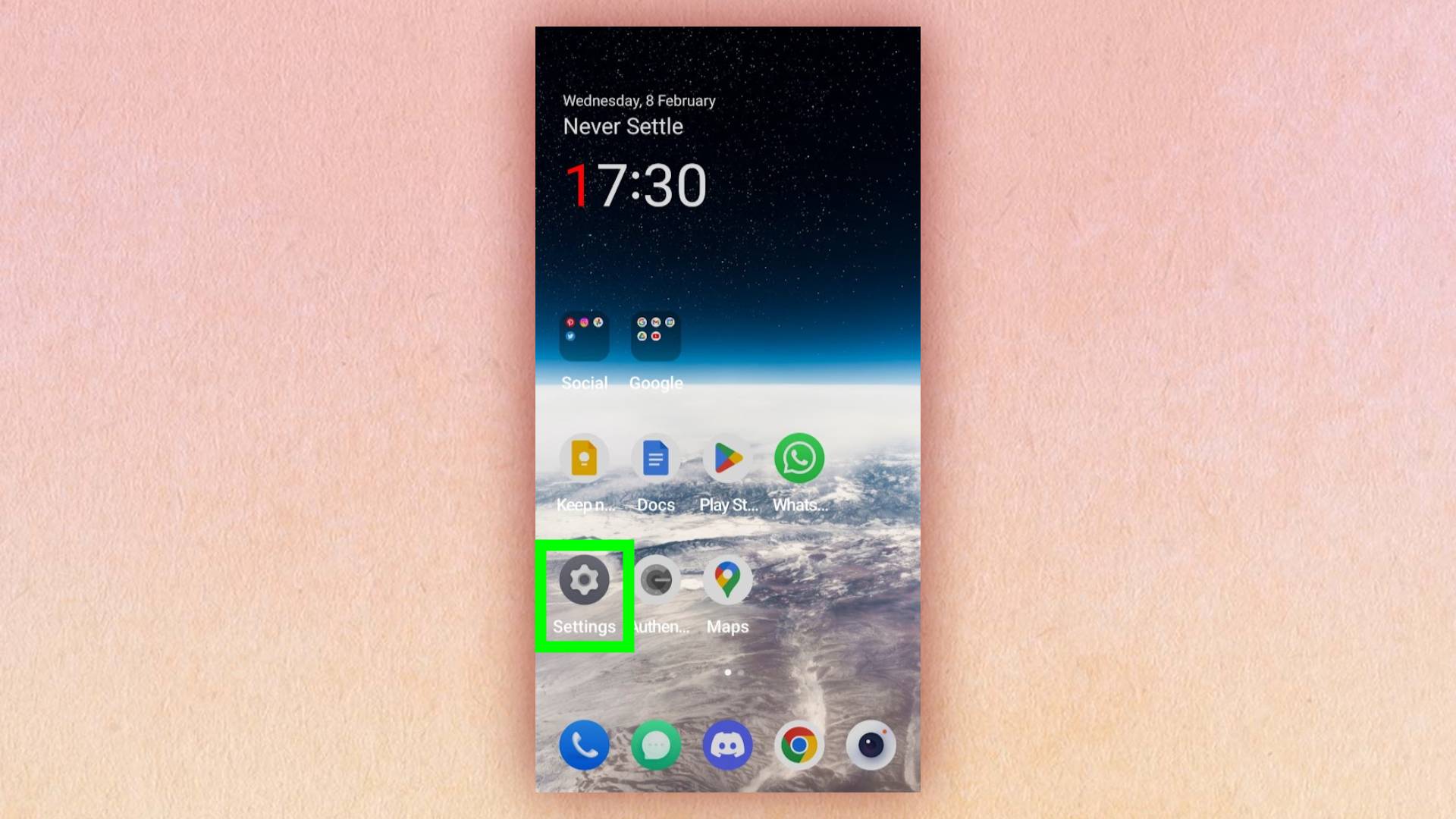 Скриншот домашнего экрана на телефоне Android. 