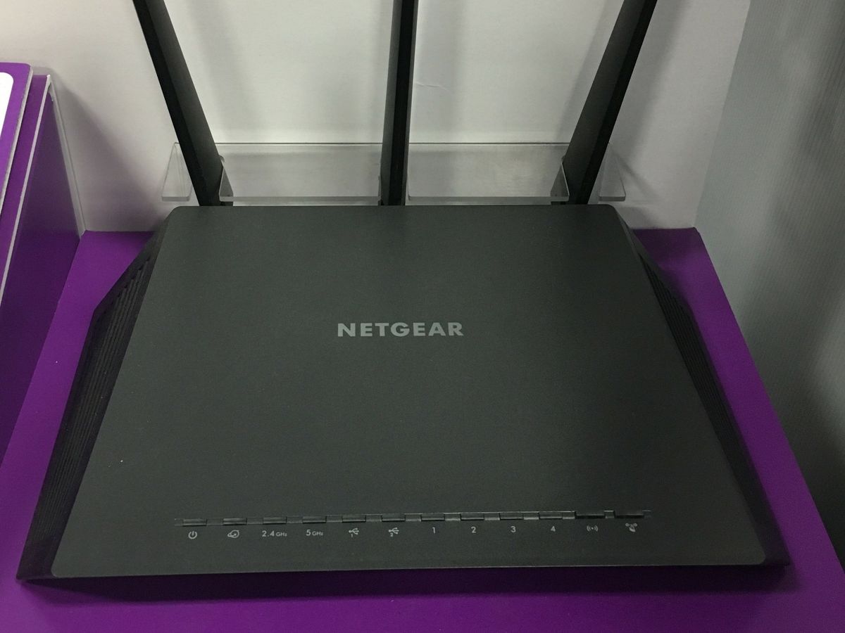 How many devices can I connect to Netgear Nighthawk AC1900 WiFi router