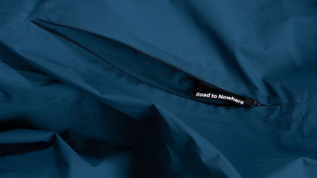 PAS Normal Essential Shield Jacket rear pocket