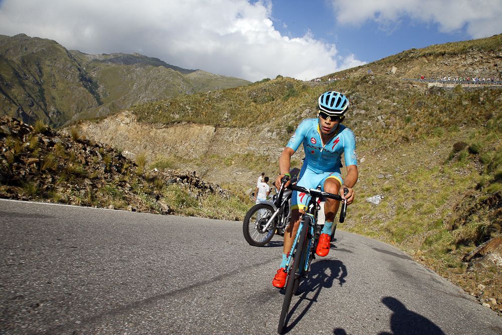Miguel Angel Lopez (Astana) on the final climb of stage 6 in San Luis.