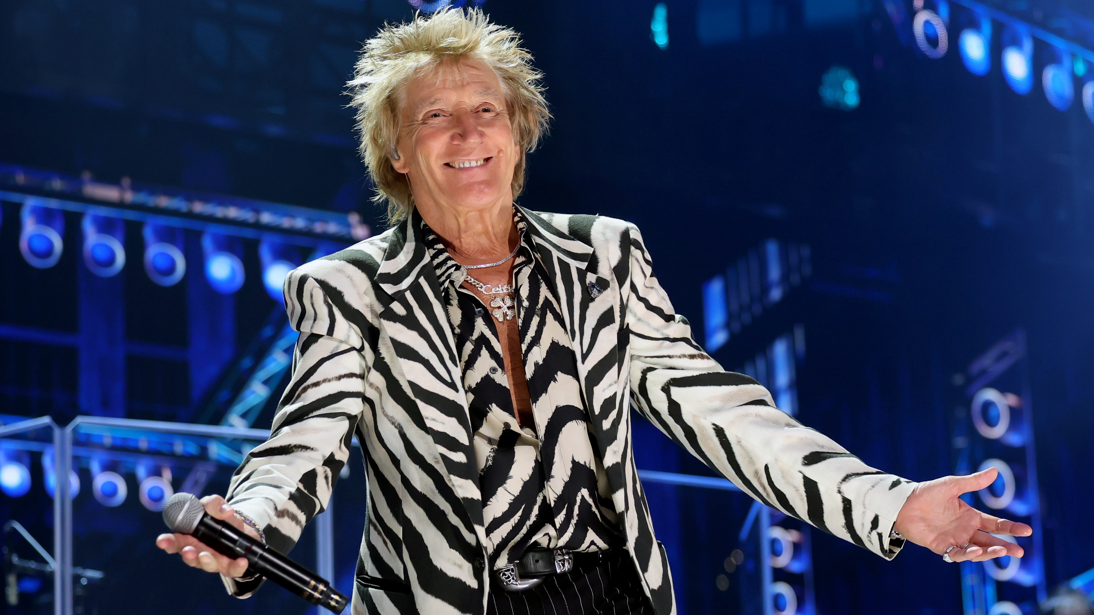 Rod Stewart at Glastonbury 2025