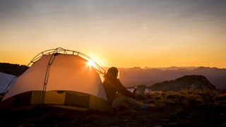 backpacking hacks: tent at sunset