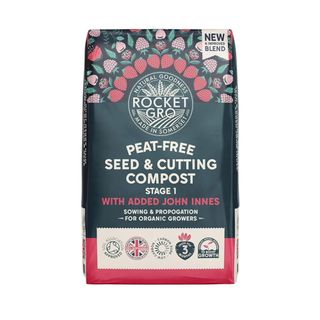 Seed & Cutting Compost Peat-Free Superior Blend 20L on a white background