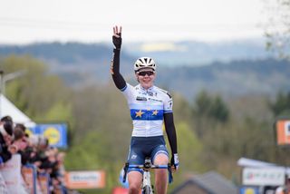 Anna van der Breggen makes it three consecutive Fleche Wallonne Femmes victories