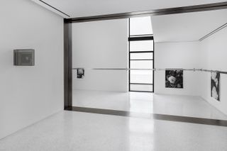 photograph exhibition interiors