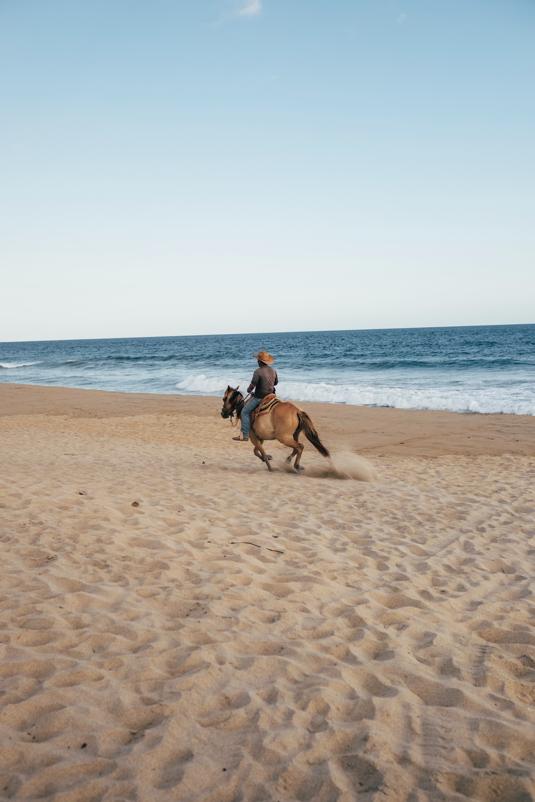 in transit with nuria val