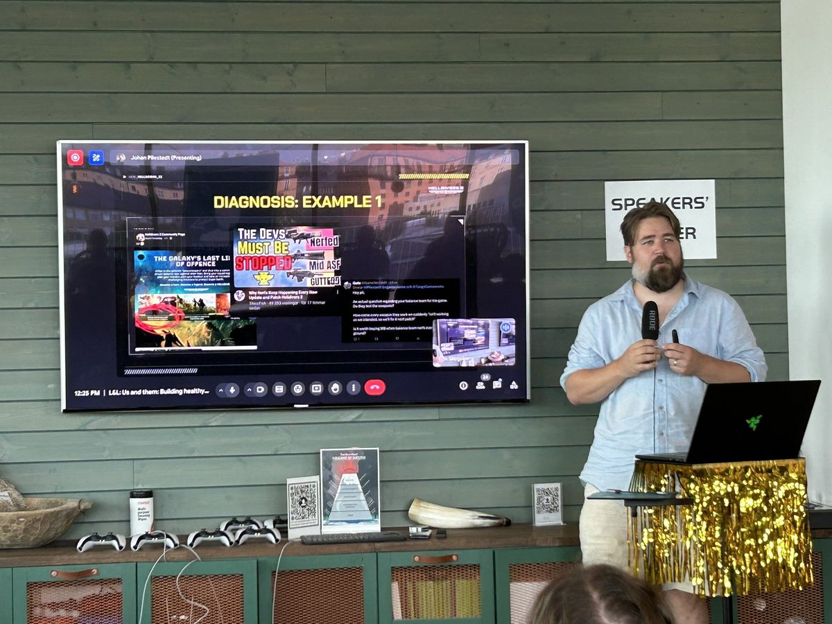 Johan Pilestedt gives a talk at Arrowhead Games HQ.