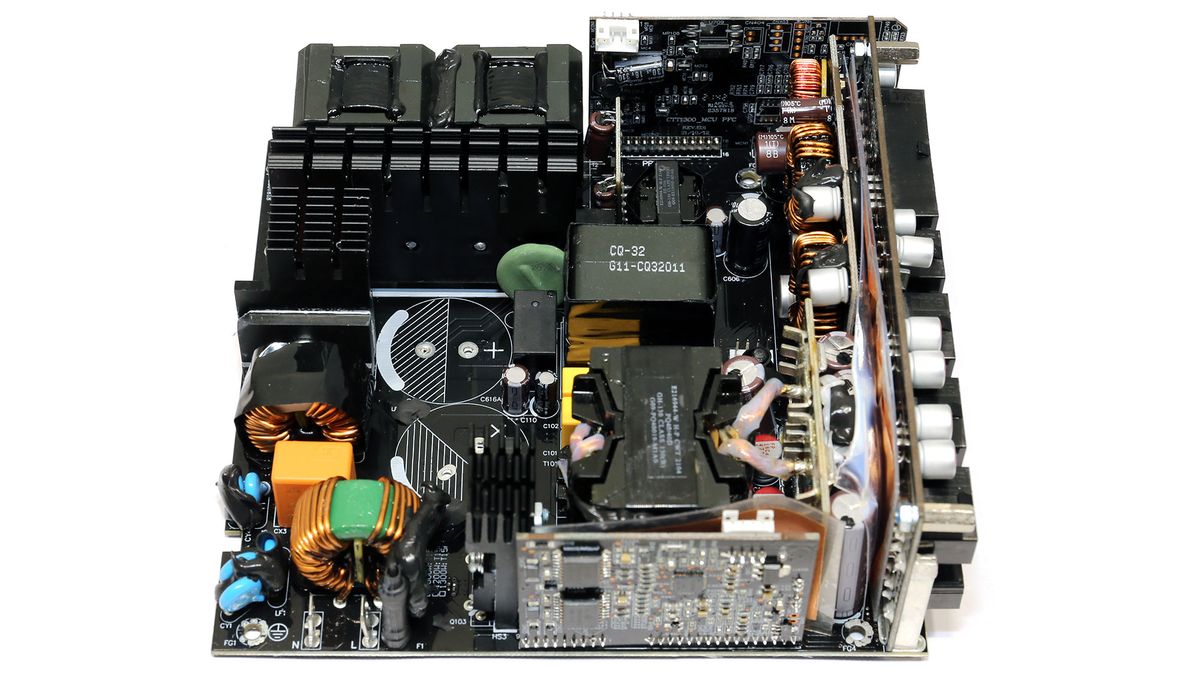XPG Cybercore 1000