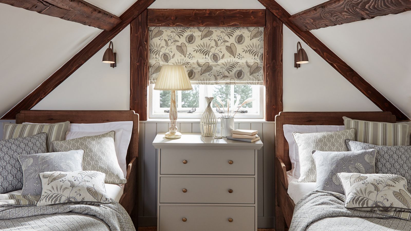 3 things I immediately decluttered from my parents' attic | Homes and ...