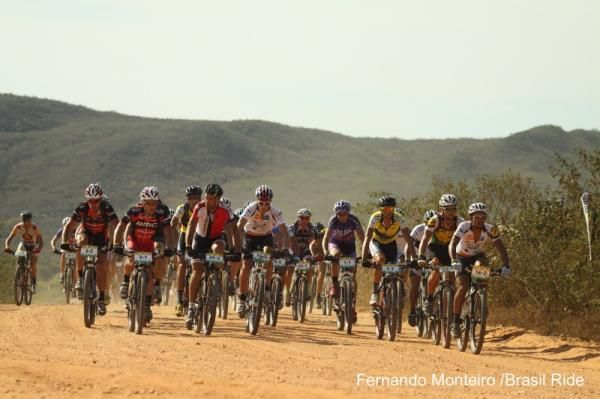 The lead group during the Brasil Ride