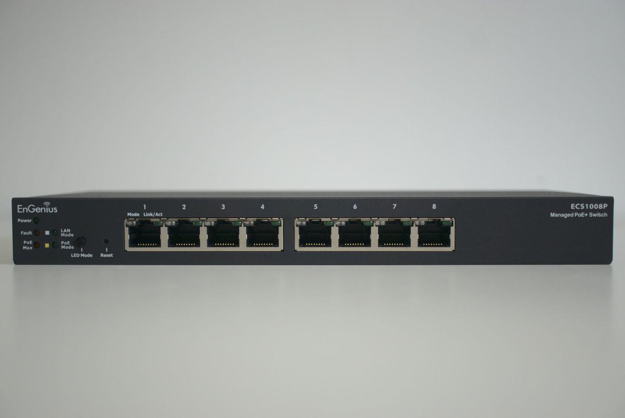 EnGenius ECS1008P