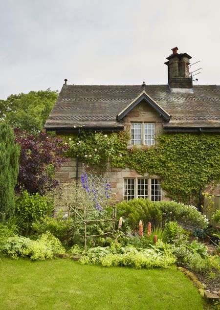 exterior of cottage