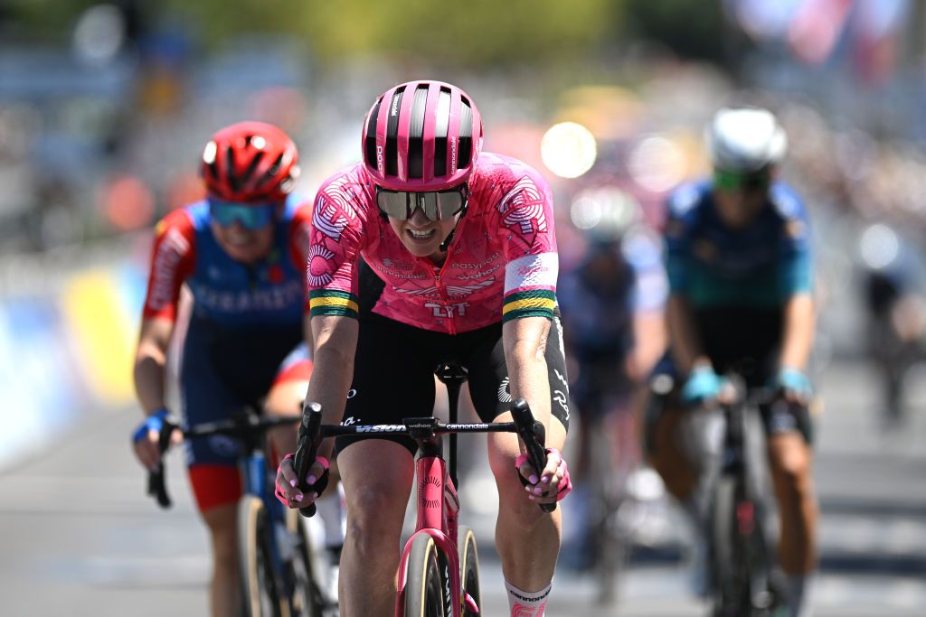 ADELAIDE AUSTRALIA JANUARY 26 Sarah Roy of Australia and Team EF EducationOatly crosses the finish line during the Schwalbe Womens OneDay Classic 2025 a 899km one day race from Adelaide to Adelaide on January 26 2025 in Adelaide Australia Photo by Dario BelingheriGetty Images