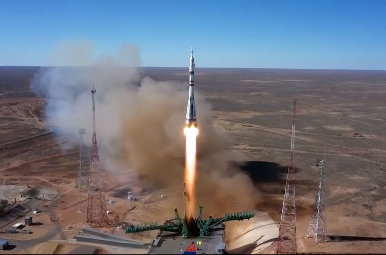 Rusia envía equipo de filmación para película en el espacio.