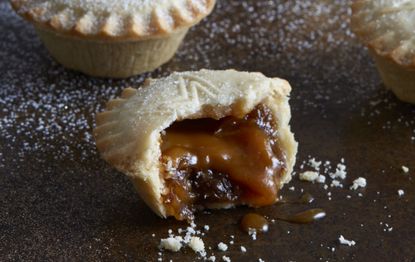 aldi salted caramel mince pies